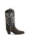 Heel-angle of luxury high heel black stingray cowgirl boots