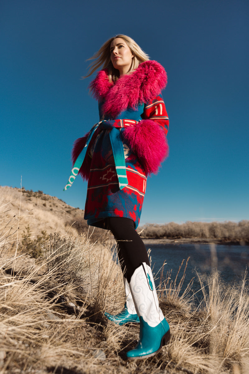 Model styling Emerald Lake blue lizard cowboy boots – RockiesRebels modern western fashion